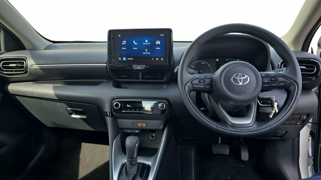 Toyota Yaris 1.5 Vvt-h Icon E-cvt Euro 6 Ss BP25UBU White #6