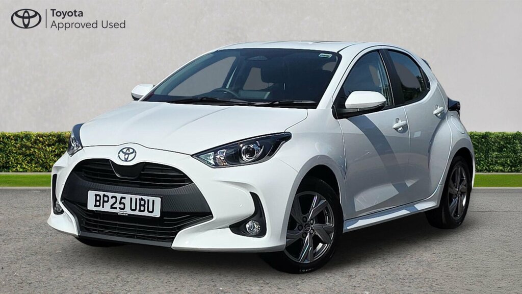 Toyota Yaris 1.5 Vvt-h Icon E-cvt Euro 6 Ss BP25UBU White #3