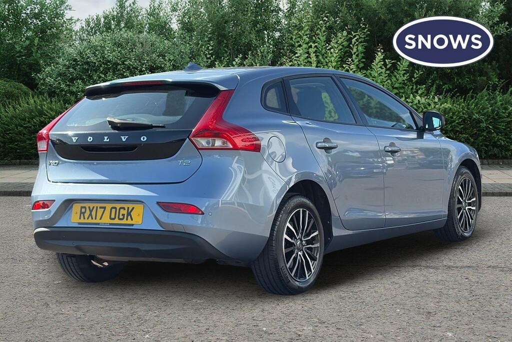 Volvo V40 2.0 T2 Momentum Nav Plus Euro 6 Ss Blue #3