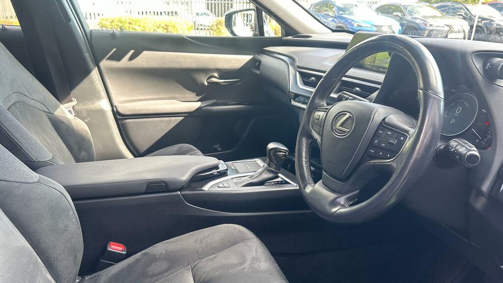 Lexus UX 300E 150Kw 54.3 Kwh E-cvt Takumi Pack Silver #12