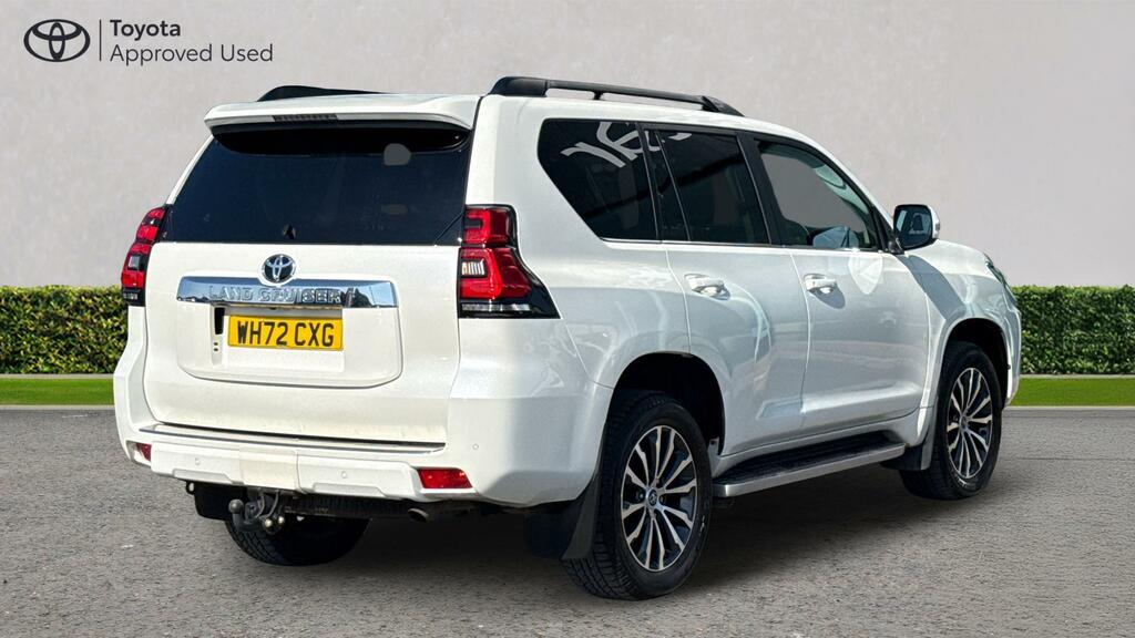Toyota Land Cruiser 2.8D Invincible 4Wd Euro 6 Ss 7 Seat White #2