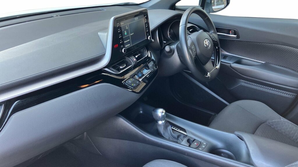 Toyota C-Hr 1.8 Vvt-h Icon Cvt Euro 6 Ss HJ72LNN White #5