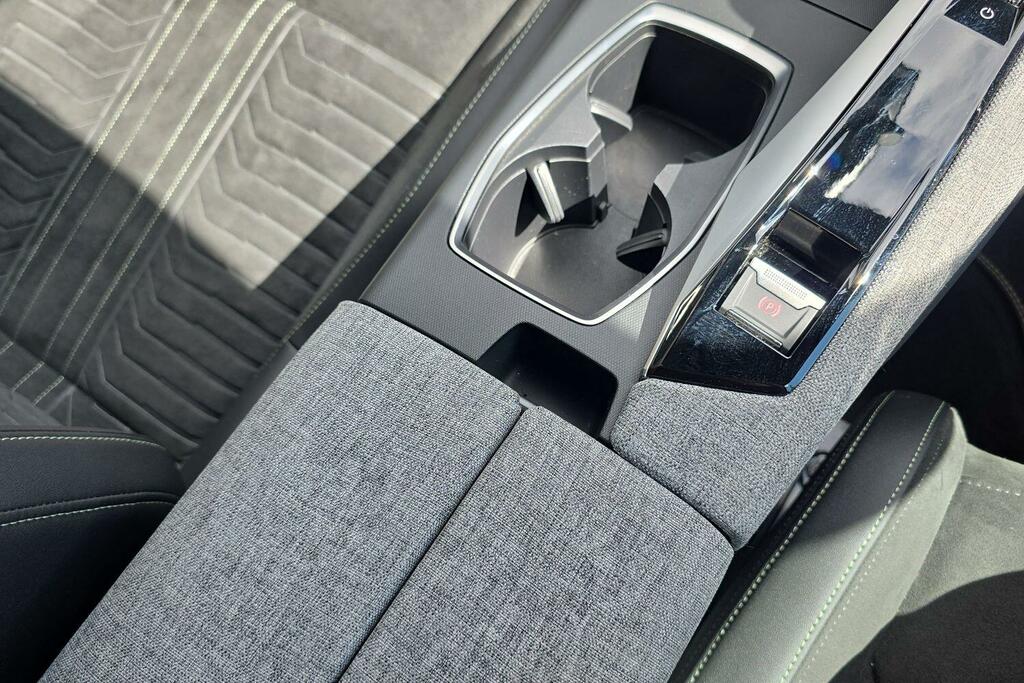 Peugeot 5008 Suv Grey #25