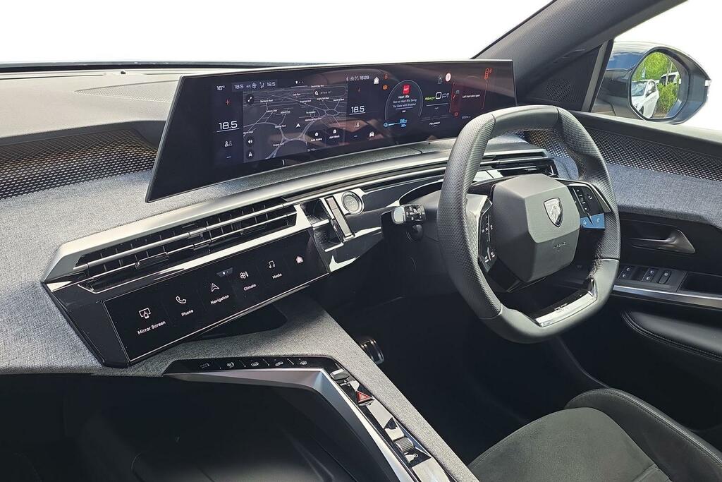 Peugeot 5008 73Kwh Gt Blue #6