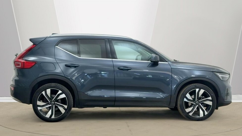 Volvo XC40 Ultra, B3 Mild Hybrid, Bright Blue #2