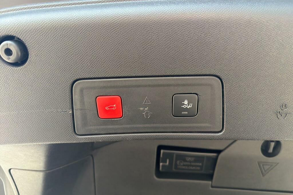Peugeot 508 2.0 Bluehdi First Edition Blue #26