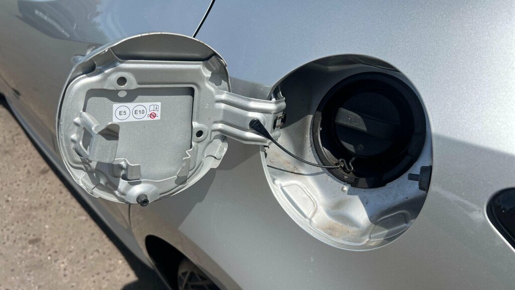 Toyota Corolla 2.0 Hybrid Excel Cvt Silver #23