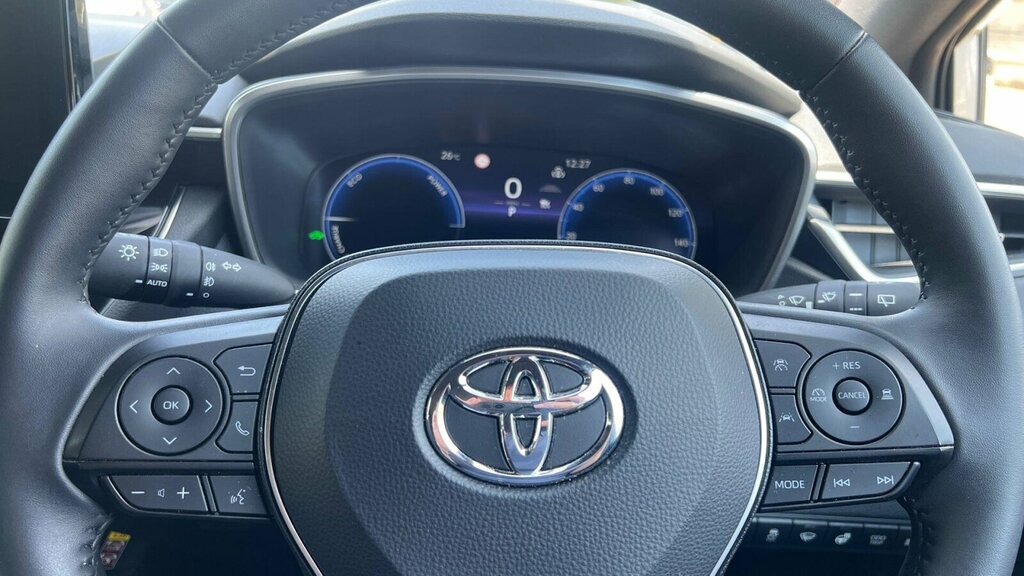 Toyota Corolla 2.0 Hybrid Excel Cvt Silver #10