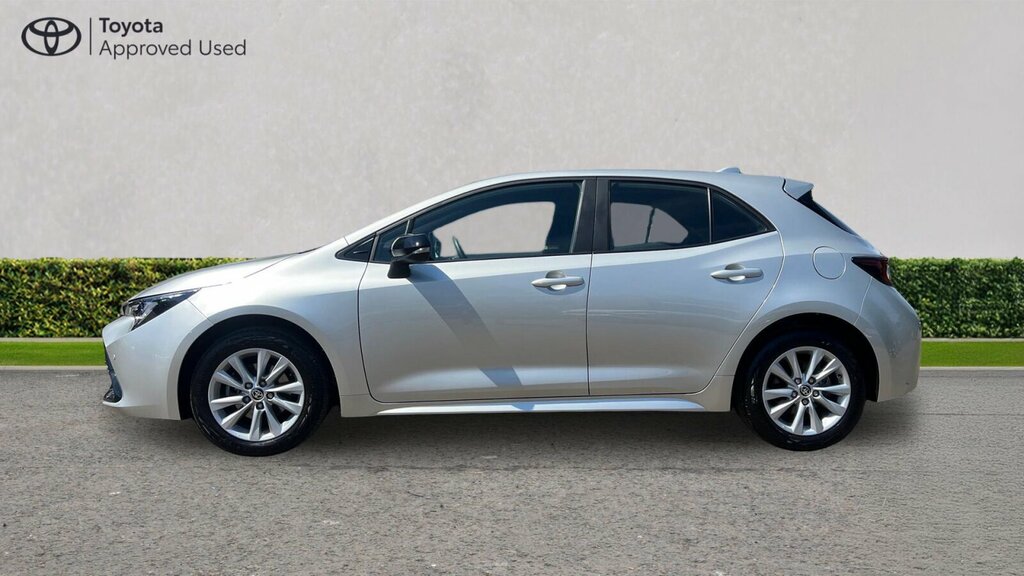 Toyota Corolla 2.0 Hybrid Excel Cvt Silver #25