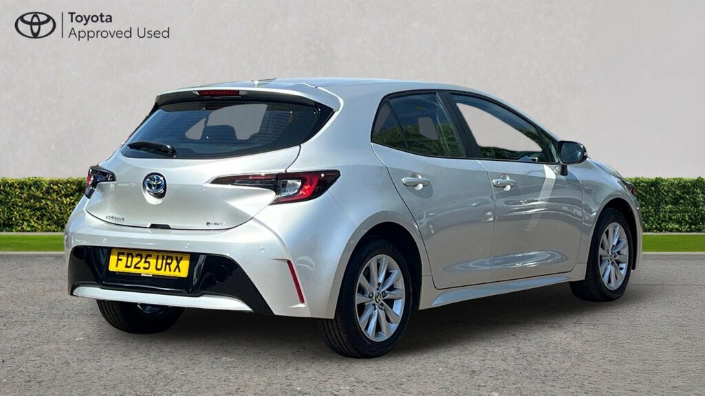 Toyota Corolla 1.8 Vvt-h Icon Cvt Euro 6 Ss Silver #2