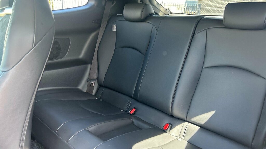 Toyota Yaris Icon Black #15