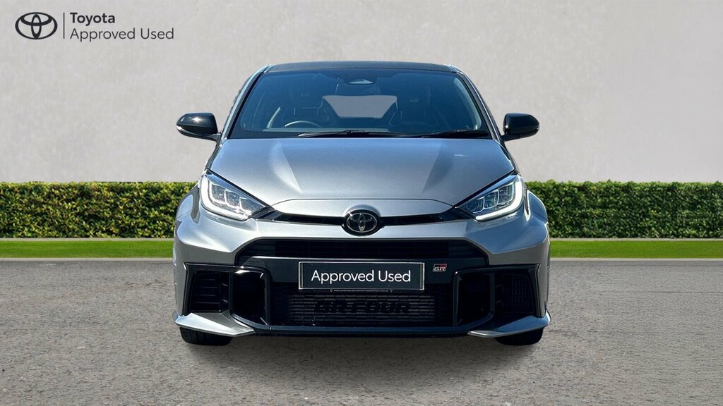 Toyota Yaris Icon Black #22