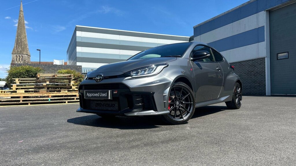 Toyota Yaris Icon Black #42