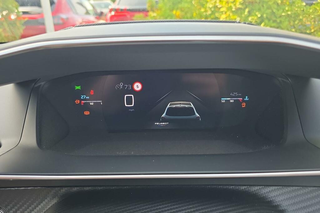 Peugeot 208 1.2 Puretech 100 Allure Black #38