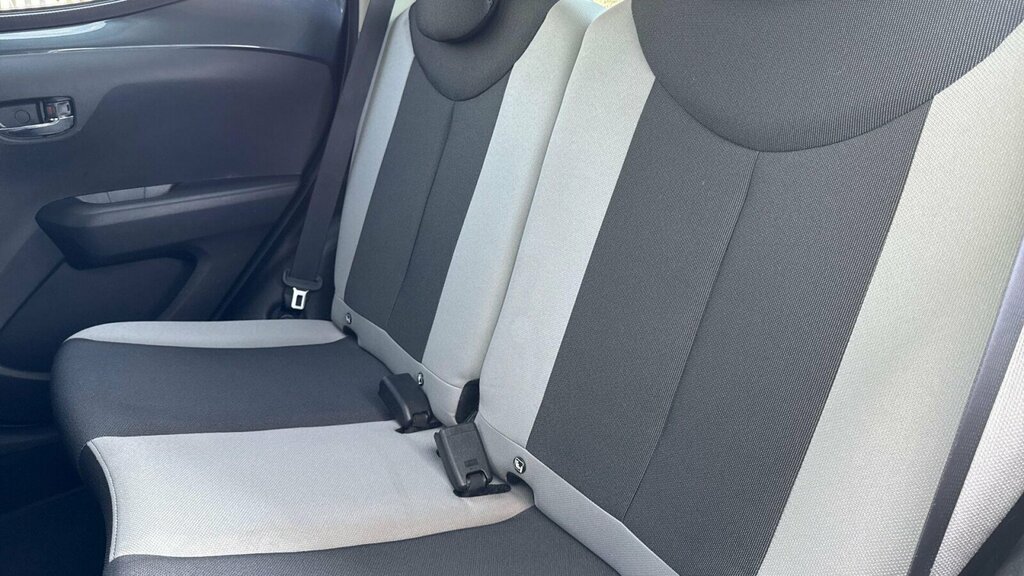 Toyota Aygo 1.0 Vvt-i X-play X-shift E Red #15