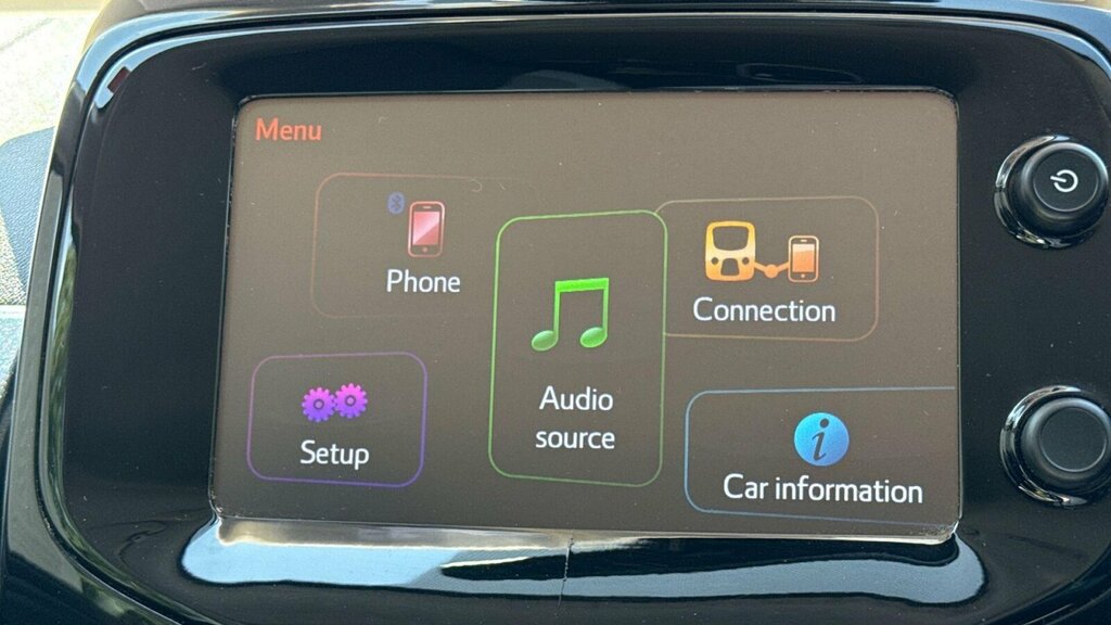 Toyota Aygo 1.0 Vvt-i X-play X-shift E Red #34