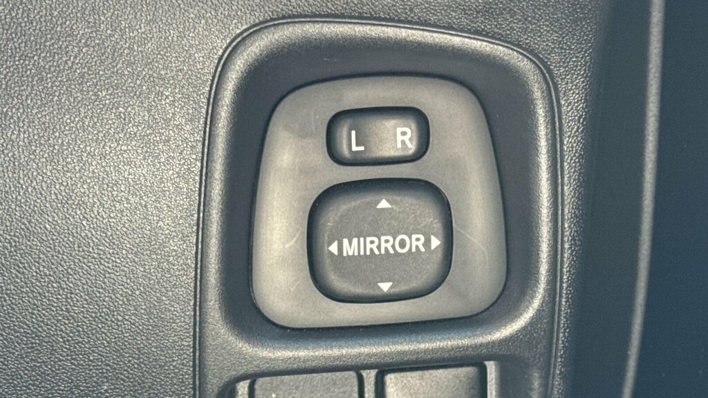Toyota Aygo 1.0 Vvt-i X-play X-shift E Red #41