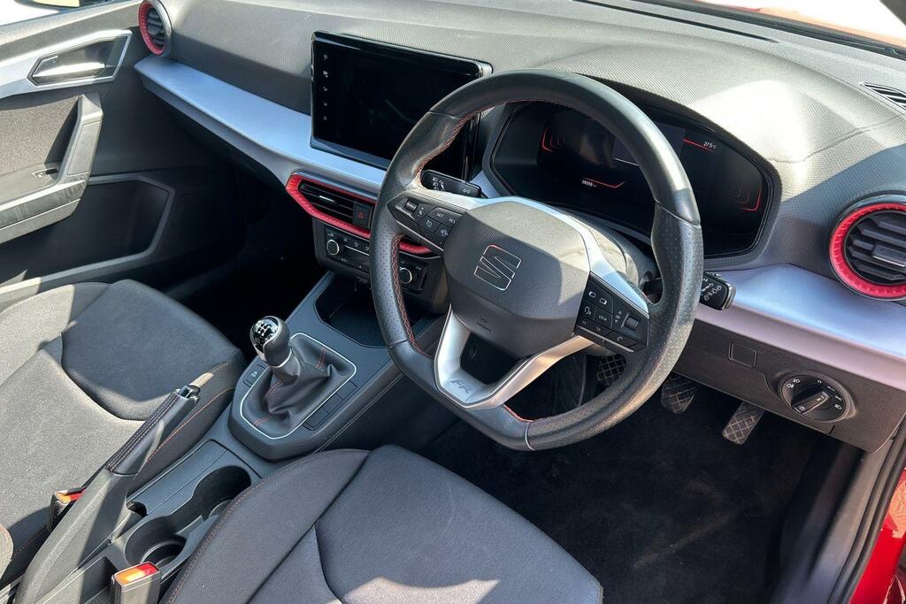 Seat Ibiza 1.0 Tsi 110 Fr HT23LXU Red #6
