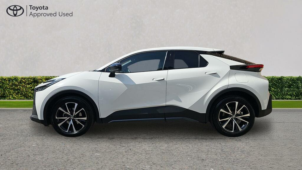 Toyota C-Hr Design White #25