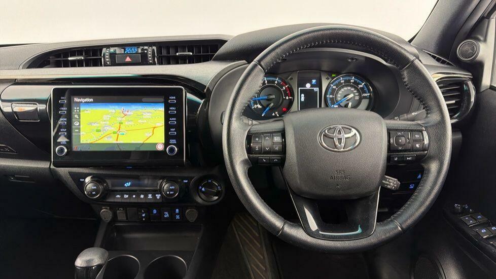 Toyota HILUX 2.4 D-4d Active Pickup Double Cab White #7
