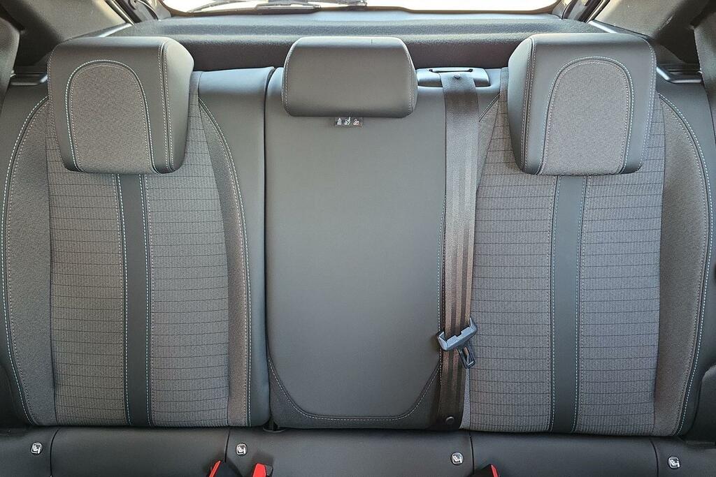Peugeot 208 208 Allure Premium Puretech Ss Grey #19