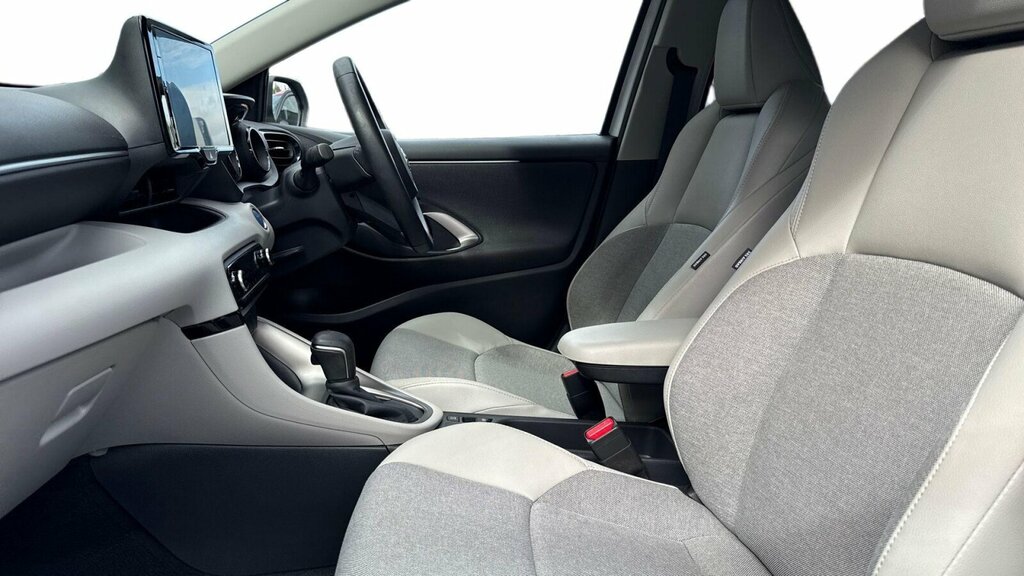 Toyota Yaris 1.5 Vvt-h Excel Hatchback Hybrid E-cvt White #5