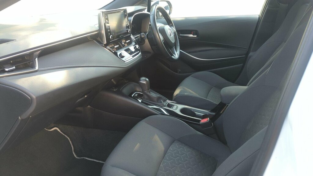 Toyota Corolla 1.8 Vvt-h Icon Tech Cvt Euro 6 Ss White #5