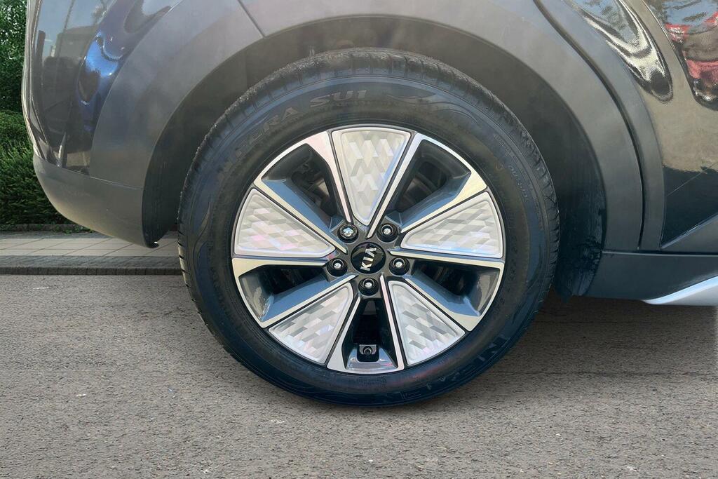 Kia Soul 64Kwh First Edition Black #5