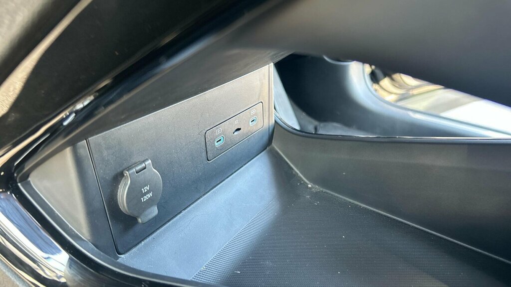 Byd Seal U 1.5 26.6Kwh Comfort Suv Plug-in Hybrid Black #44