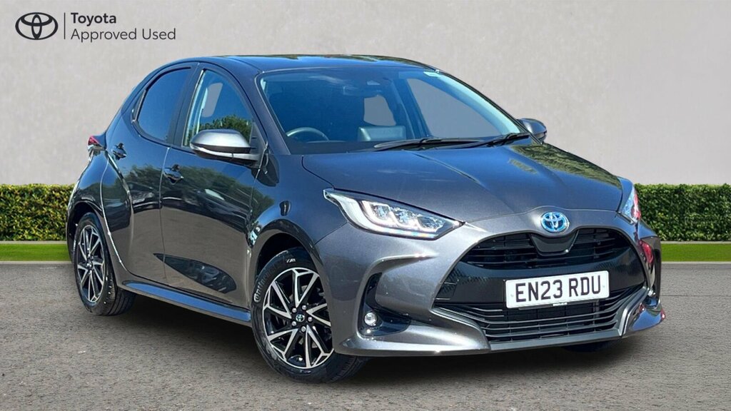 Toyota Yaris 1.5 Vvt-h Design E-cvt Euro 6 Ss Grey