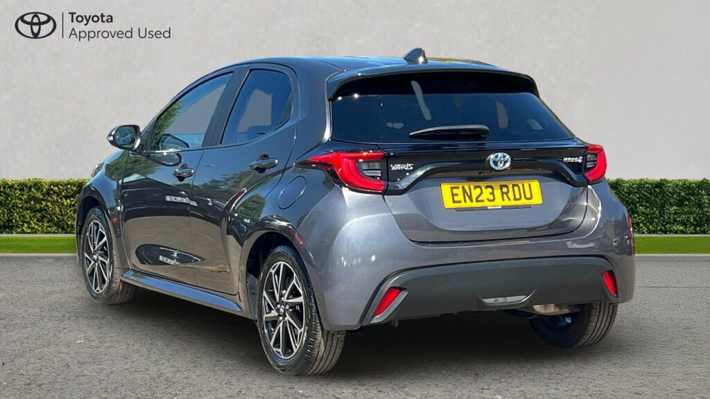 Toyota Yaris 1.5 Vvt-h Design E-cvt Euro 6 Ss EN23RDU Grey #4