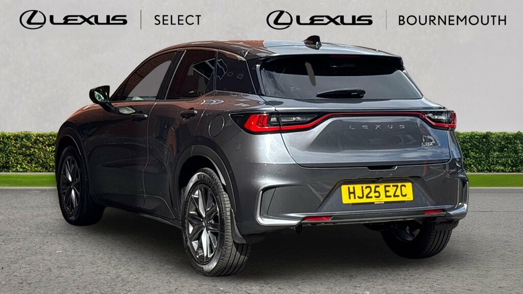 Lexus LBX 1.5 Vvt-ie Takumi E-cvt Euro 6 Ss Grey #4
