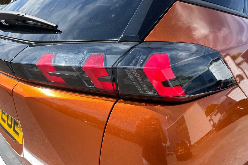 Peugeot e-2008 50Kwh Gt 7Kw Charger #42