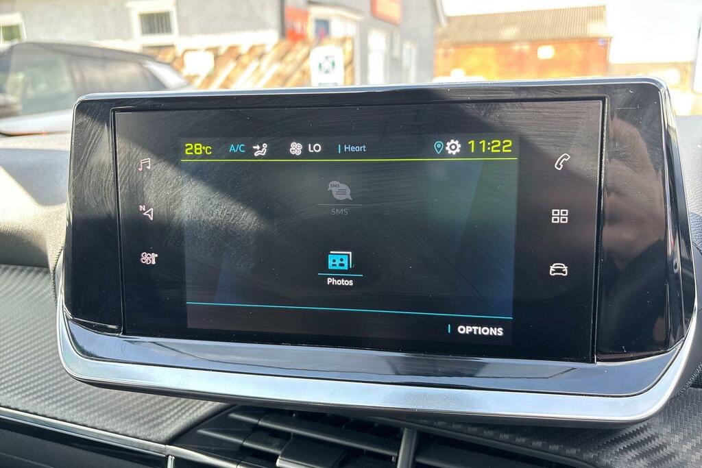 Peugeot e-2008 50Kwh Gt 7Kw Charger #31