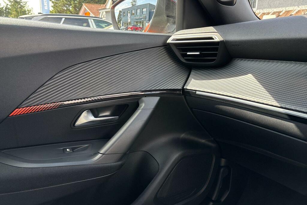 Peugeot e-2008 50Kwh Gt 7Kw Charger #41
