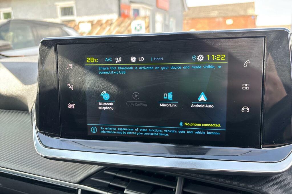 Peugeot e-2008 50Kwh Gt 7Kw Charger #30