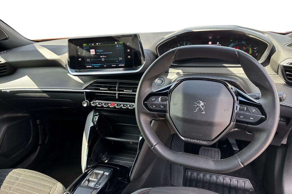 Peugeot e-2008 50Kwh Gt 7Kw Charger #15