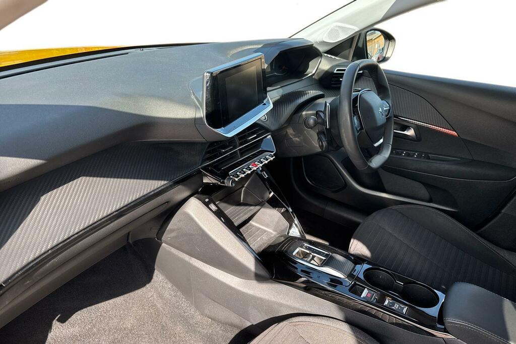 Peugeot 208 1.2 Puretech Active Premium Eat Euro 6 Ss Yellow #2