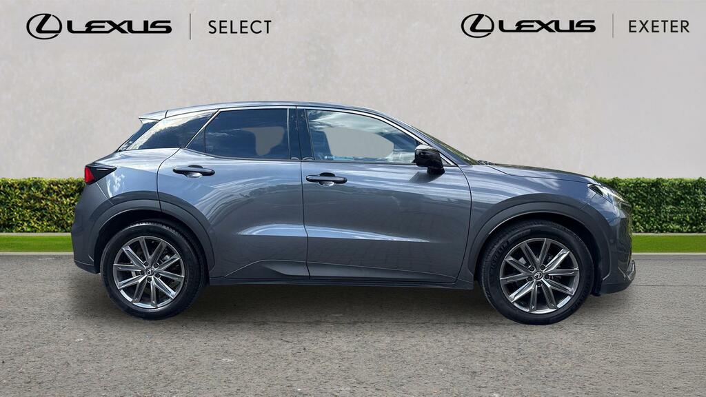 Lexus LBX 1.5 Vvt-ie Takumi Design Suv Hybrid E-c Black #23