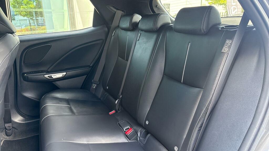 Lexus LBX 1.5 Vvt-ie Takumi Design Suv Hybrid E-c Black #15