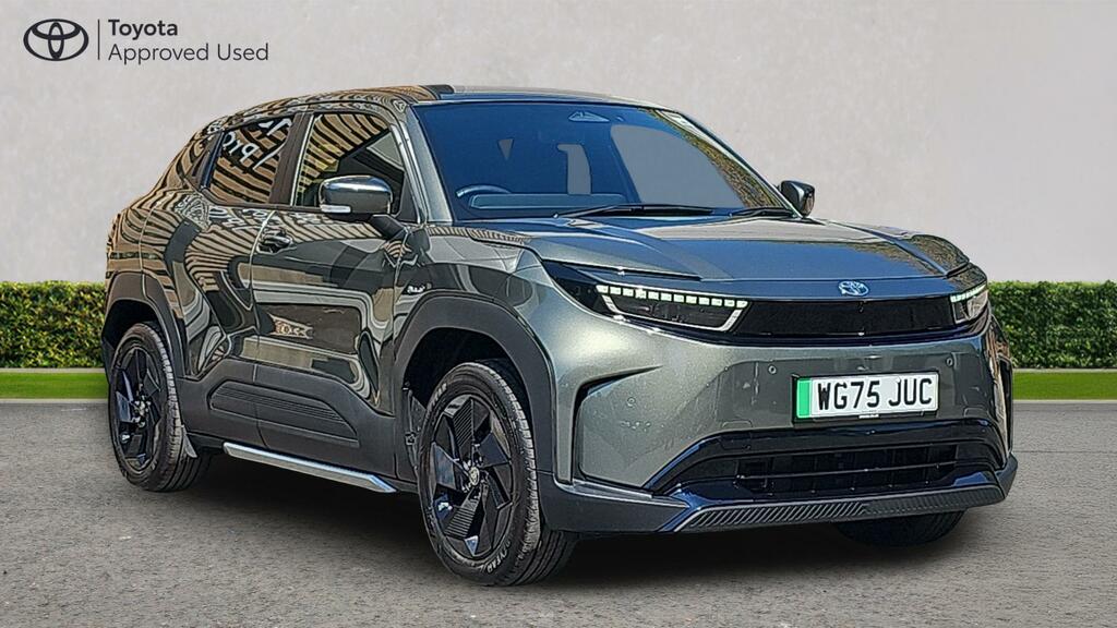 Toyota Urban Cruiser 61Kwh Design Green