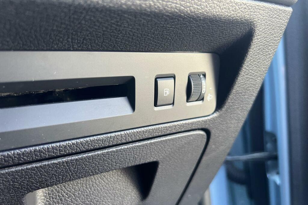 Byd Seal U 1.5 Dm-i 26.6Kwh Comfort Cvt Euro 6 Ss White #37