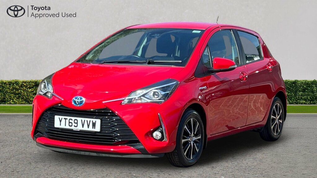 Toyota Yaris 1.5 Vvt-h Icon Tech E-cvt Euro 6 Ss Red #3