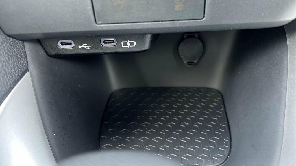Toyota Yaris 1.5 Vvt-h Excel E-cvt Euro 6 Ss  #35