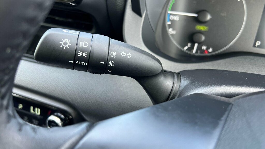 Toyota Yaris 1.5 Vvt-h Excel E-cvt Euro 6 Ss  #32