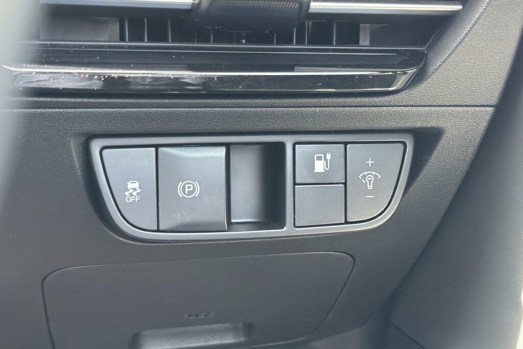 Kia EV6 Kia 166Kw Gt Line 77.4Kwh Estate White #26