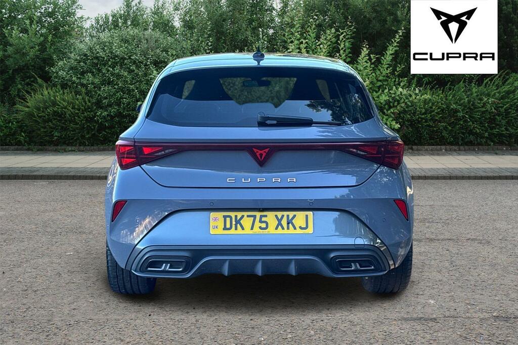 Cupra Leon 1.5 Etsi V1 Estate Hybrid Dsg Euro 6 S Black #8
