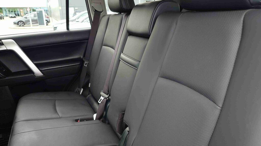 Toyota Land Cruiser 2023 2.8 D-4d Active 202 Bhp Grey #15