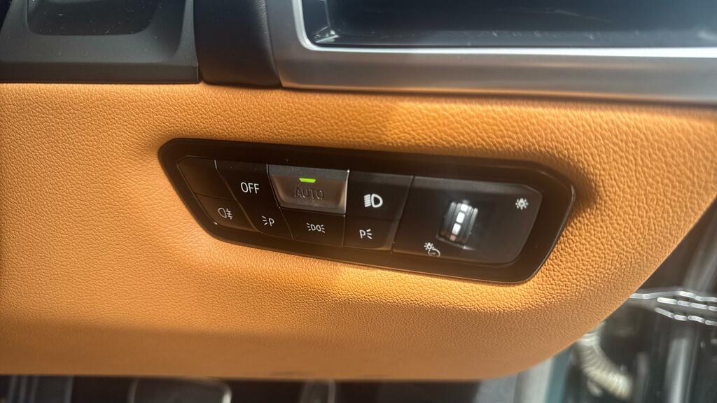 BMW 8 Series Gran Coupe 840D Xdrive M Sport Gran Coupe Black #41