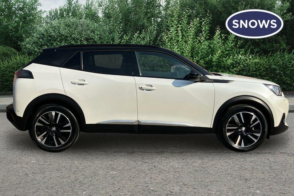 Peugeot e-2008 50Kwh Gt Line White #4